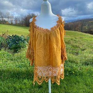 NWT 529 Open Shoulder Mustard Top with Lace Detailing - Made in Italy